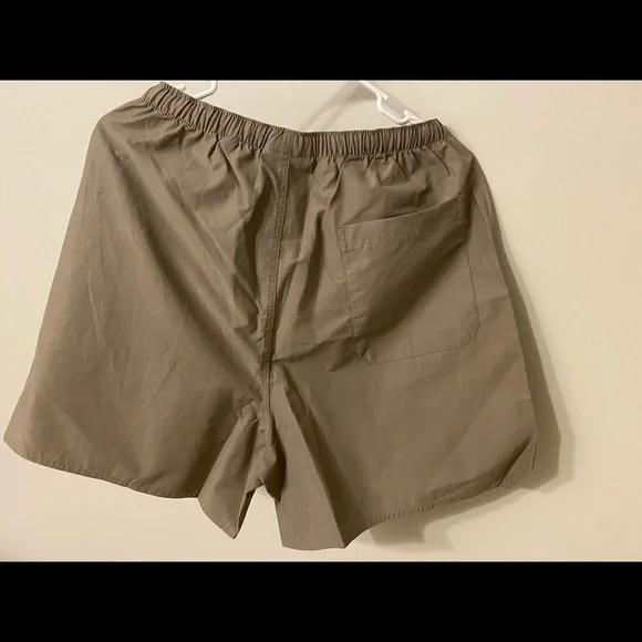 Fear Of God Essentials Taupe Volley Shorts SS21 - Picture 2 of 5